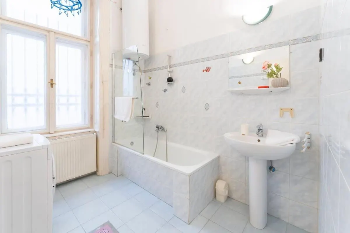 Central Cozy Bajcsy 31 Apartment Budapest